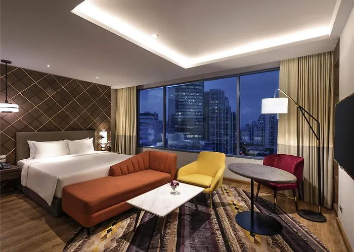 Mercure Sukhumvit 24 Hotel 4*