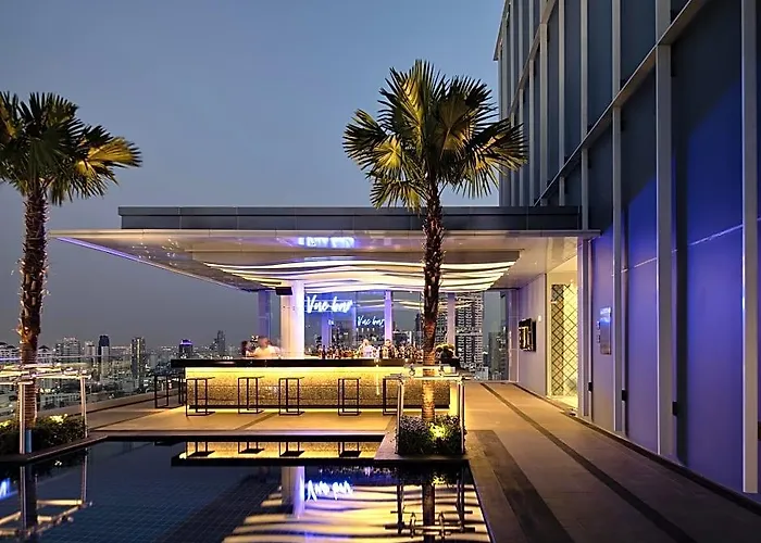 曼谷素坤逸 24 号美居酒店 4* 曼谷