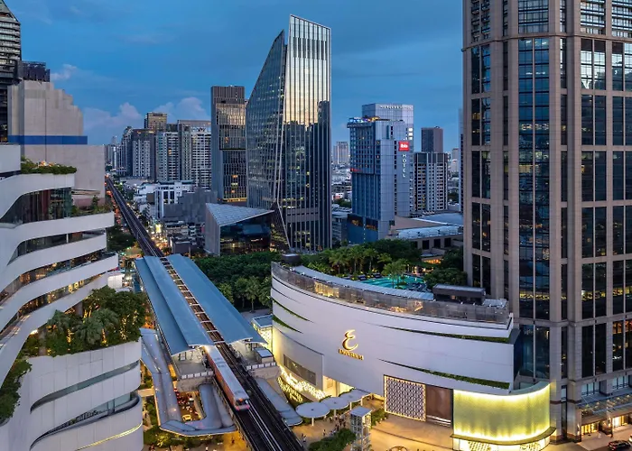 Hotel Mercure Sukhumvit 24 4*