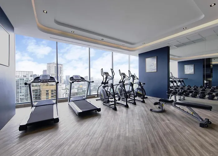 Hotel Mercure Sukhumvit 24 4*